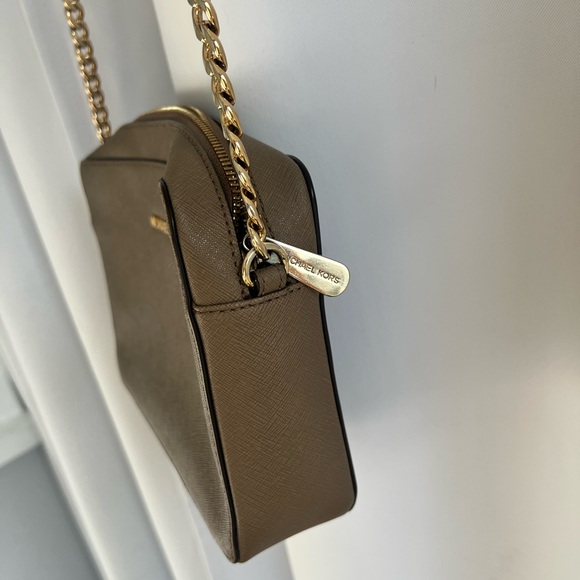 Saffiano Leather MK cross body bag - Picture 11 of 16